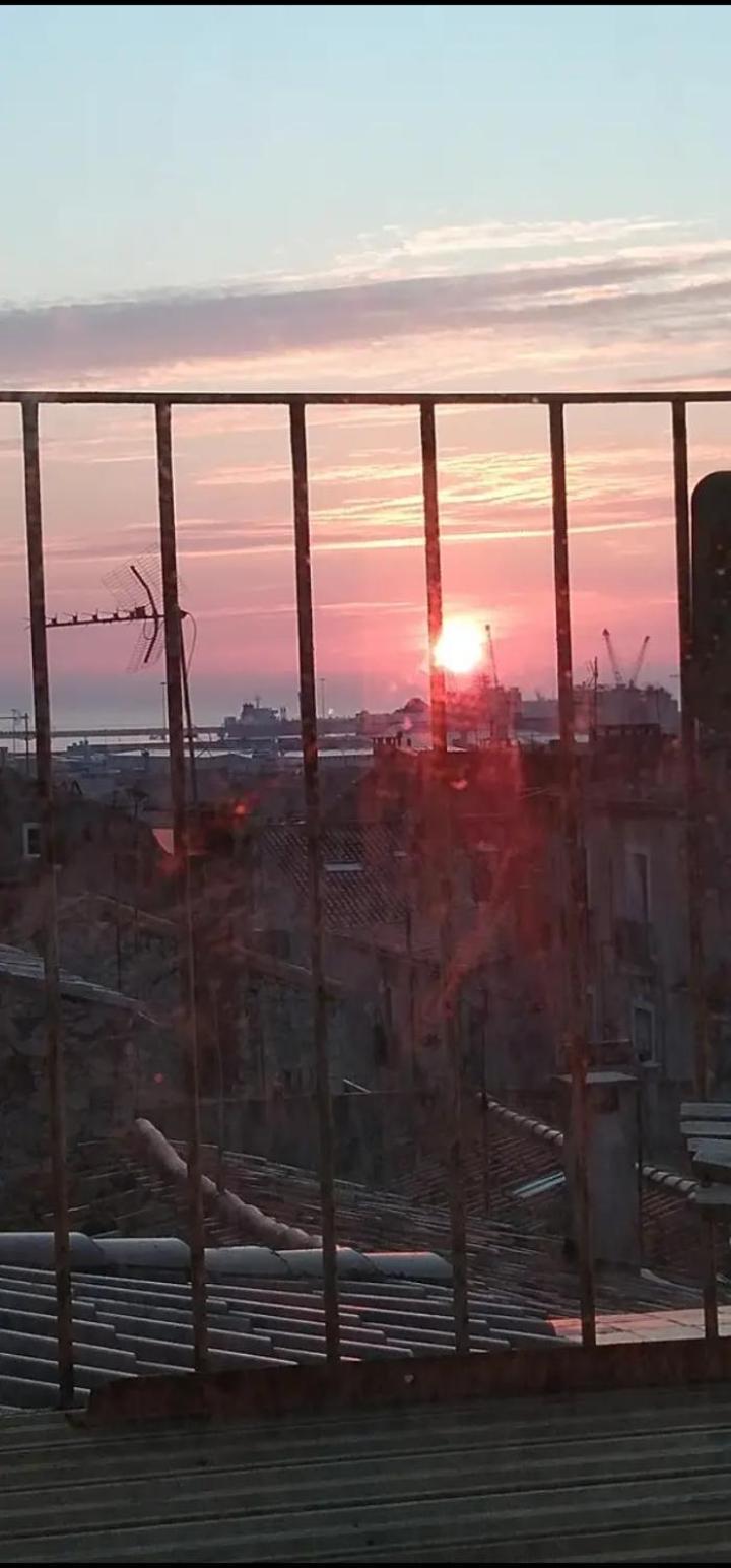 Terrasse De La Revolution Apartment แซ็ต ภายนอก รูปภาพ